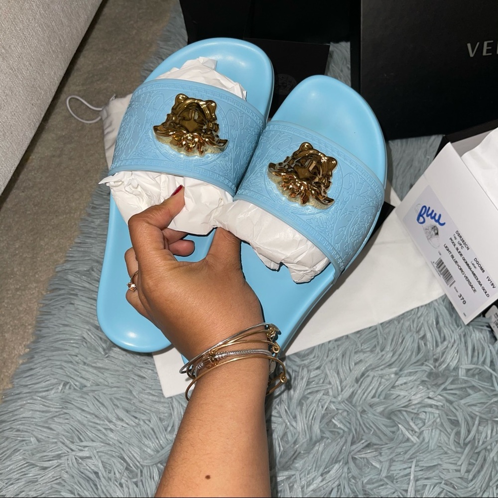 VERSACE SLIDES